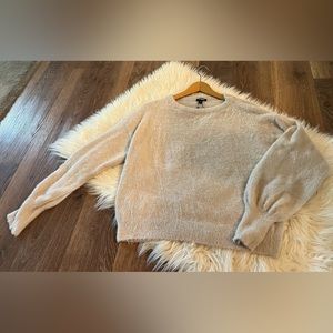 NEW Express Sweater Women's Medium Long Sleeve Round Neck light gray Soft NWT